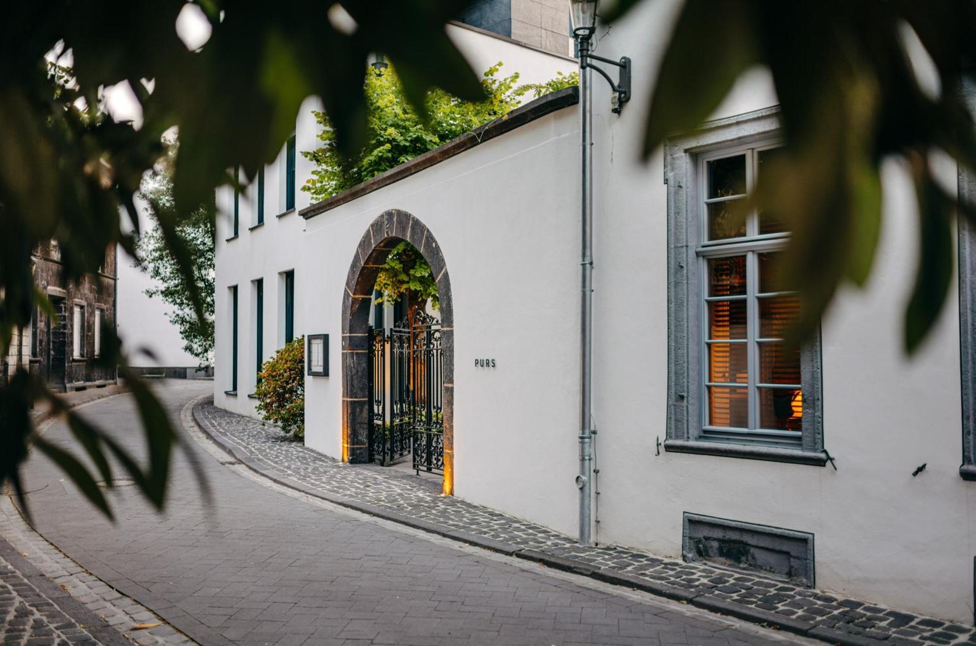Hotel Purs Andernach Exteriör bild